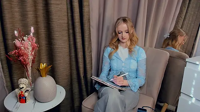 ErinnStandifer's cam snapshot