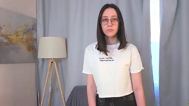 DoraWhitrock's cam snapshot