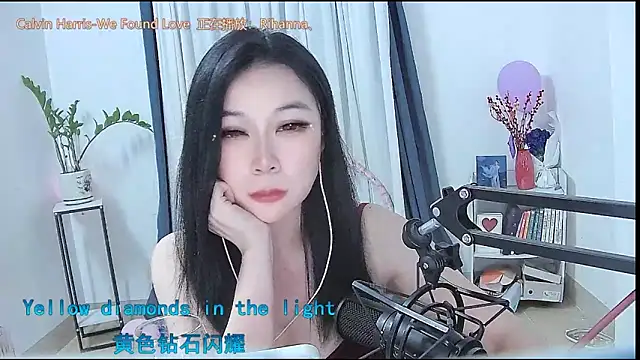 Amity-ox live sex cam