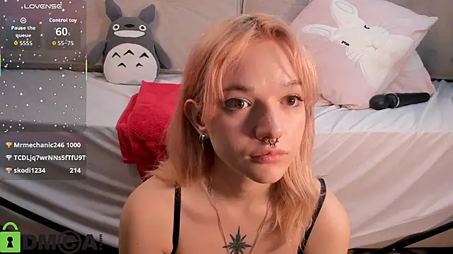 Molly_Platt's cam snapshot