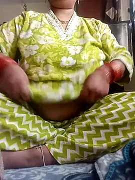 angry_couplez's cam snapshot