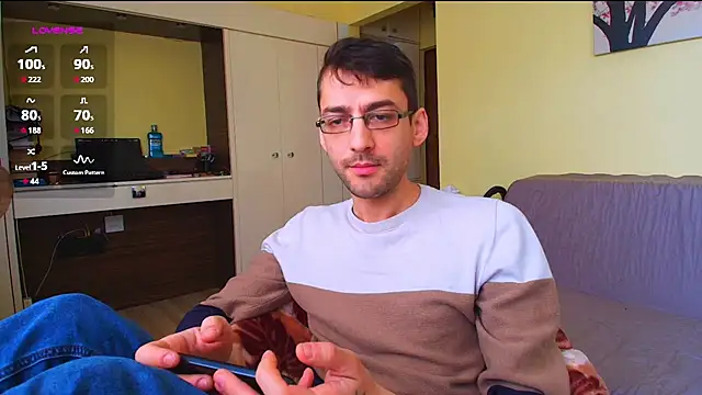 HungEddy live sex cam