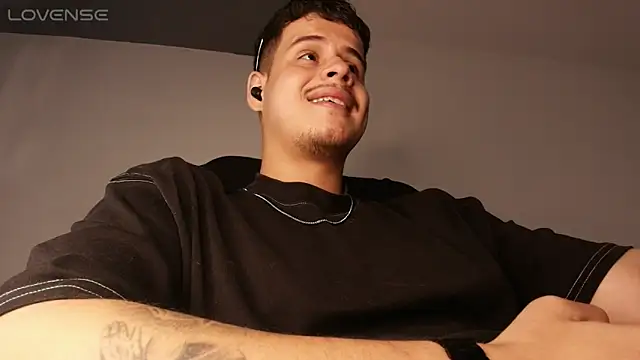 BjornSteel live sex cam