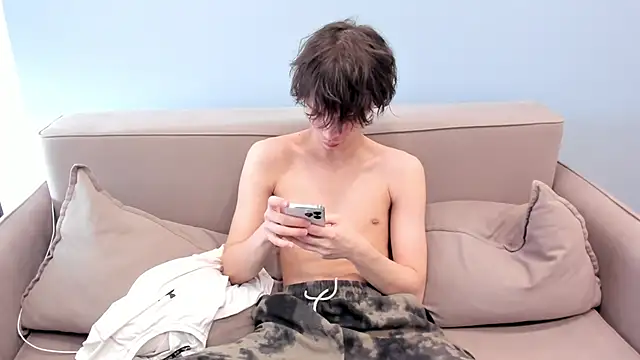 Ur_NextDoor_Boy live sex cam