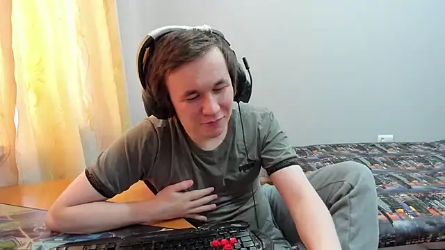 iliaskrislove live sex cam