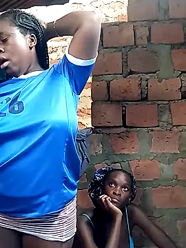 Sassy_boobs21 live sex cam