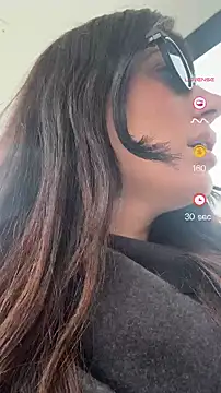 Mamicitaaa live sex cam