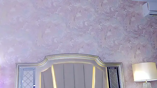 Issadorra live sex cam