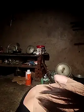 quynhkoolbae live sex cam