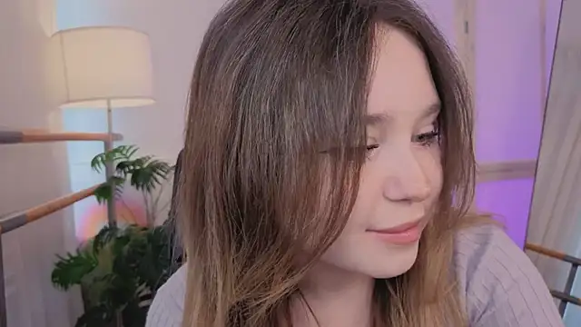 Lina_Glow live sex cam