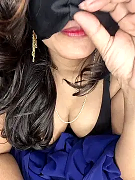 Bristy- live sex cam