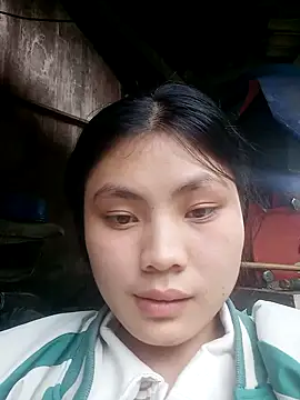 Hilary-123 live sex cam