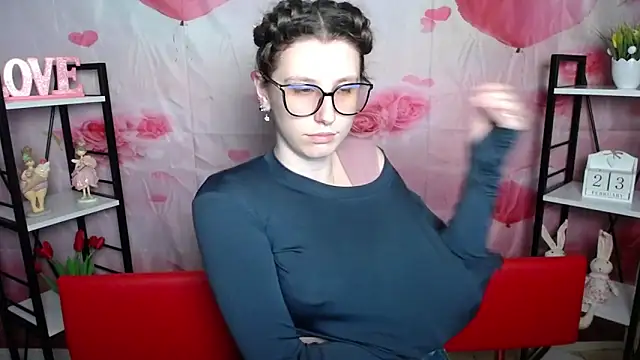 LilianaShine live sex cam