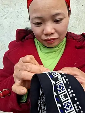 miomio-12 live sex cam