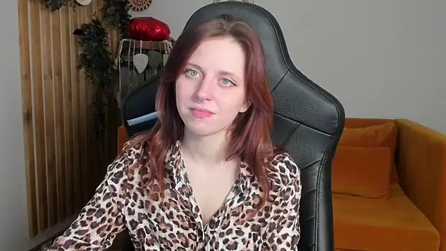 FreyaVey live sex cam