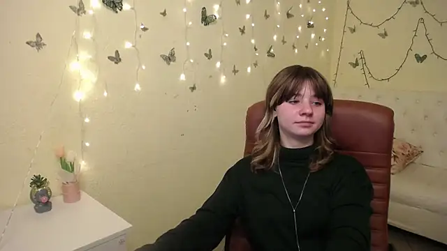 AnnaWest_'s cam snapshot