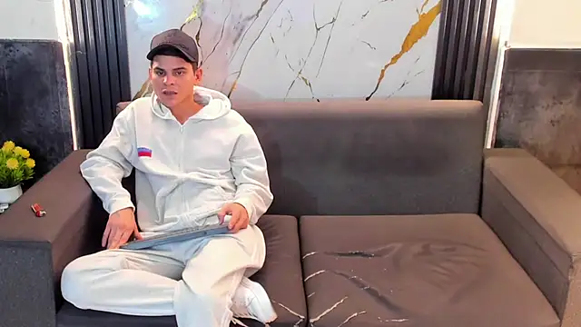 liam_coleman25 live sex cam