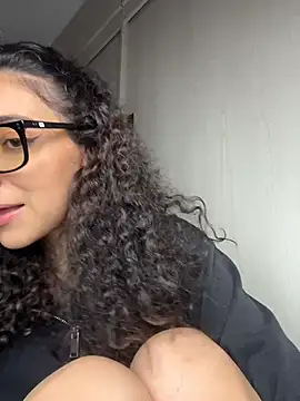 uniquerossie's cam snapshot