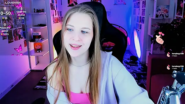 CuteMousee's cam snapshot