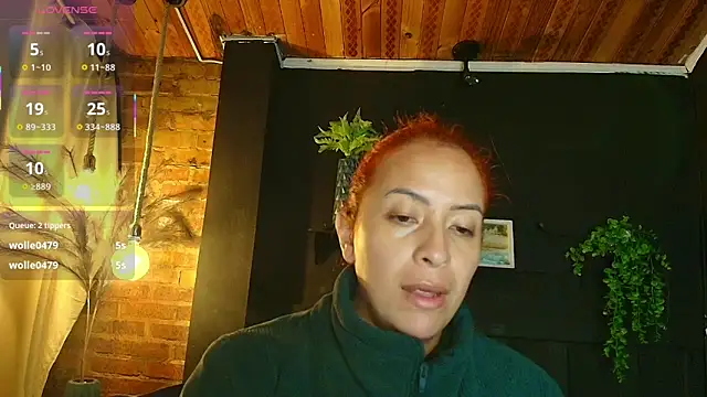 sahra_taylor_'s cam snapshot