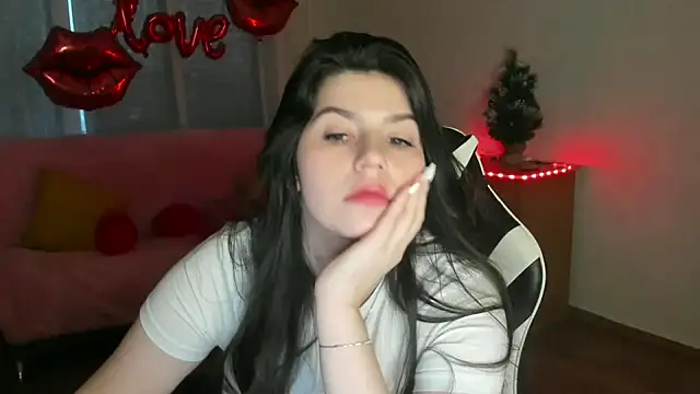 KisaModel's cam snapshot