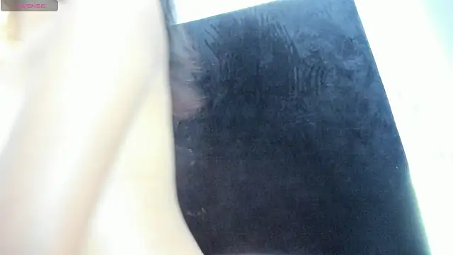 bella_moonlight_cr's cam snapshot