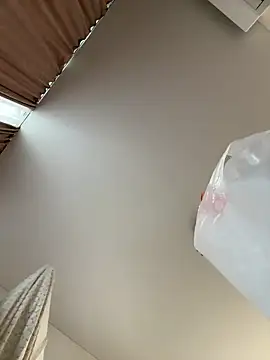 BlondeHott's cam snapshot