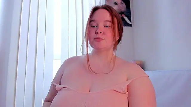 DebbieWoood's cam snapshot