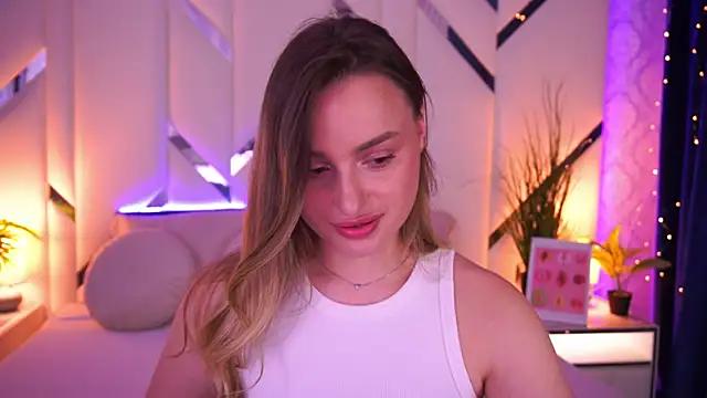 LindsieGreyy's cam snapshot