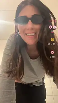 Mamicitaaa live sex cam