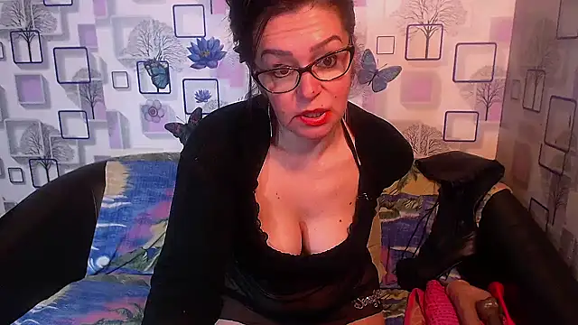 milfsexy's cam snapshot