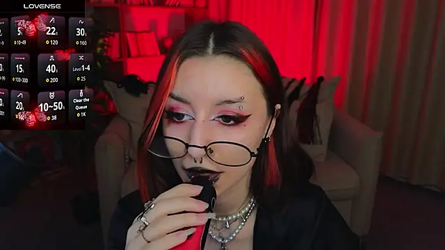 Mistress__Marcelline's cam snapshot