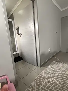 MissLola27's cam snapshot