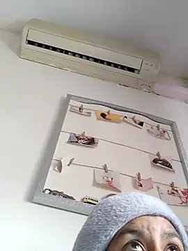 Molly_newman6 live sex cam