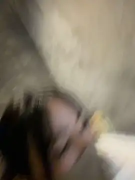 Linh_2004 live sex cam