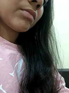 Aaradhna-_hoy's cam snapshot