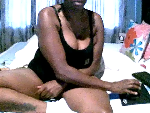 KINKYDOLL4U's cam snapshot