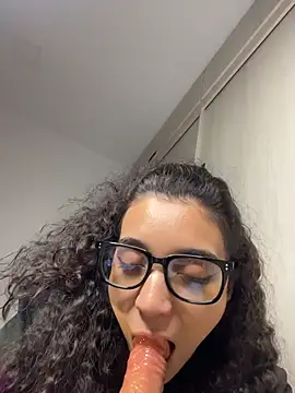 uniquerossie live sex cam