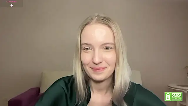 HongTomczak's cam snapshot