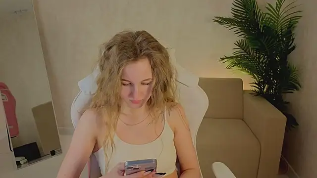 kianawhite's cam snapshot