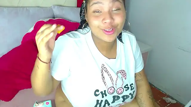 Noahgrace's cam snapshot