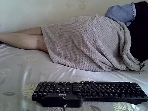 Crystal__Gee's cam snapshot