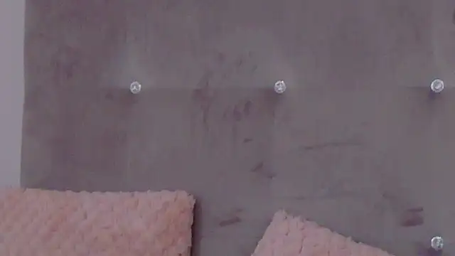 Ivorym00n's cam snapshot