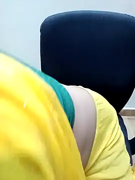 tamil_Vennila's cam snapshot