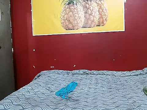 Lovelycouple25's cam snapshot