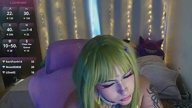 maliciaXpoison's cam snapshot