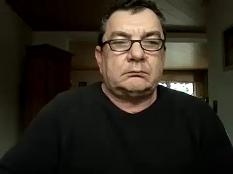 Nobbie444 live sex cam