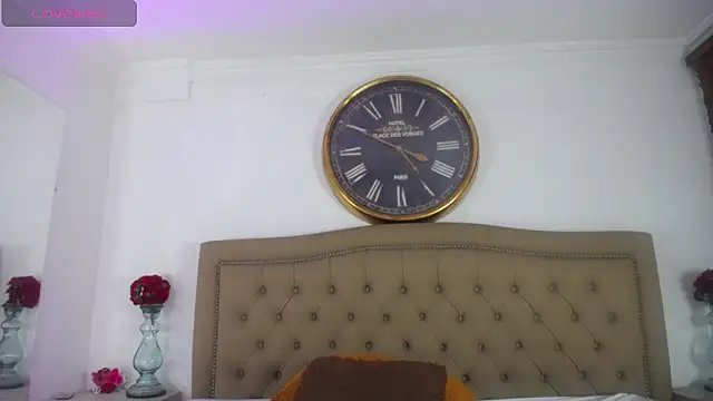 Adara_Ferrara live sex cam