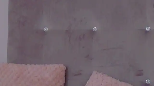 Ivorym00n's cam snapshot