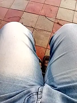 Horny-boyyy live sex cam